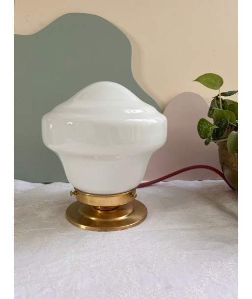 Lampe à poser vintage en verre opalin- petit modèle Modern Comparez plus de prix