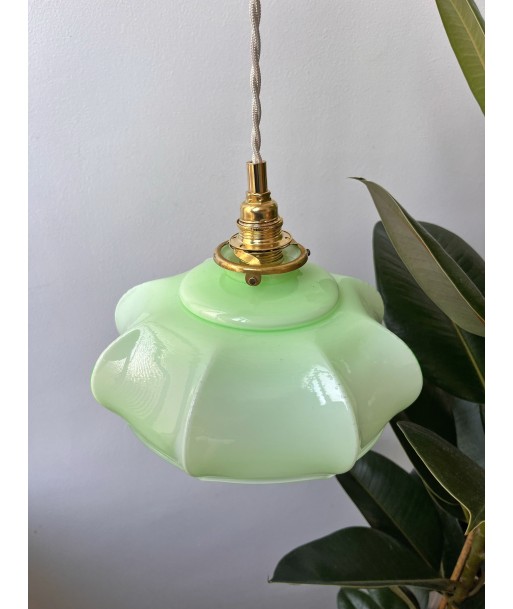 Suspension opaline vintage verte - modèle Clélia Les magasins à Paris et en Île-de-France