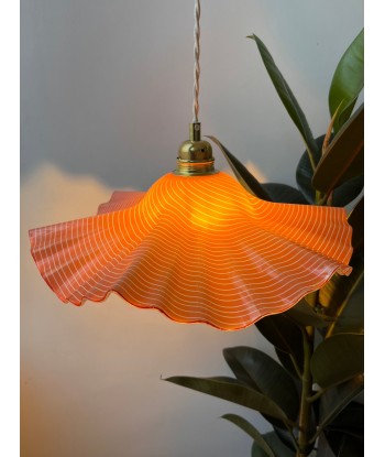 Grande suspension plissée en verre orange et blanc - modèle June la livraison gratuite