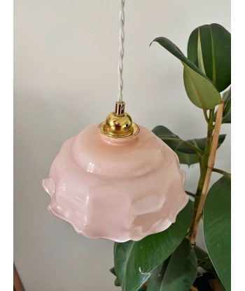 Suspension opaline rose vintage- modèle Louise sur le site 