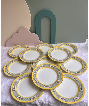 Onze assiettes à dessert en porcelaine anglaise Windsor England CMP - jaunes à décor de fleurs sur le site 