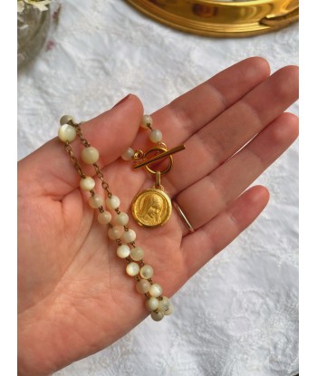 Collier tour de cour chapelet upcyclé en nacre ronde et médaille de la Vierge Economisez 