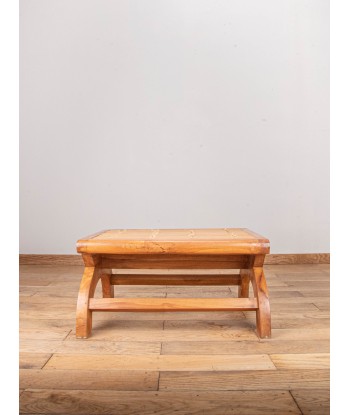 Table basse colonial sur le site 